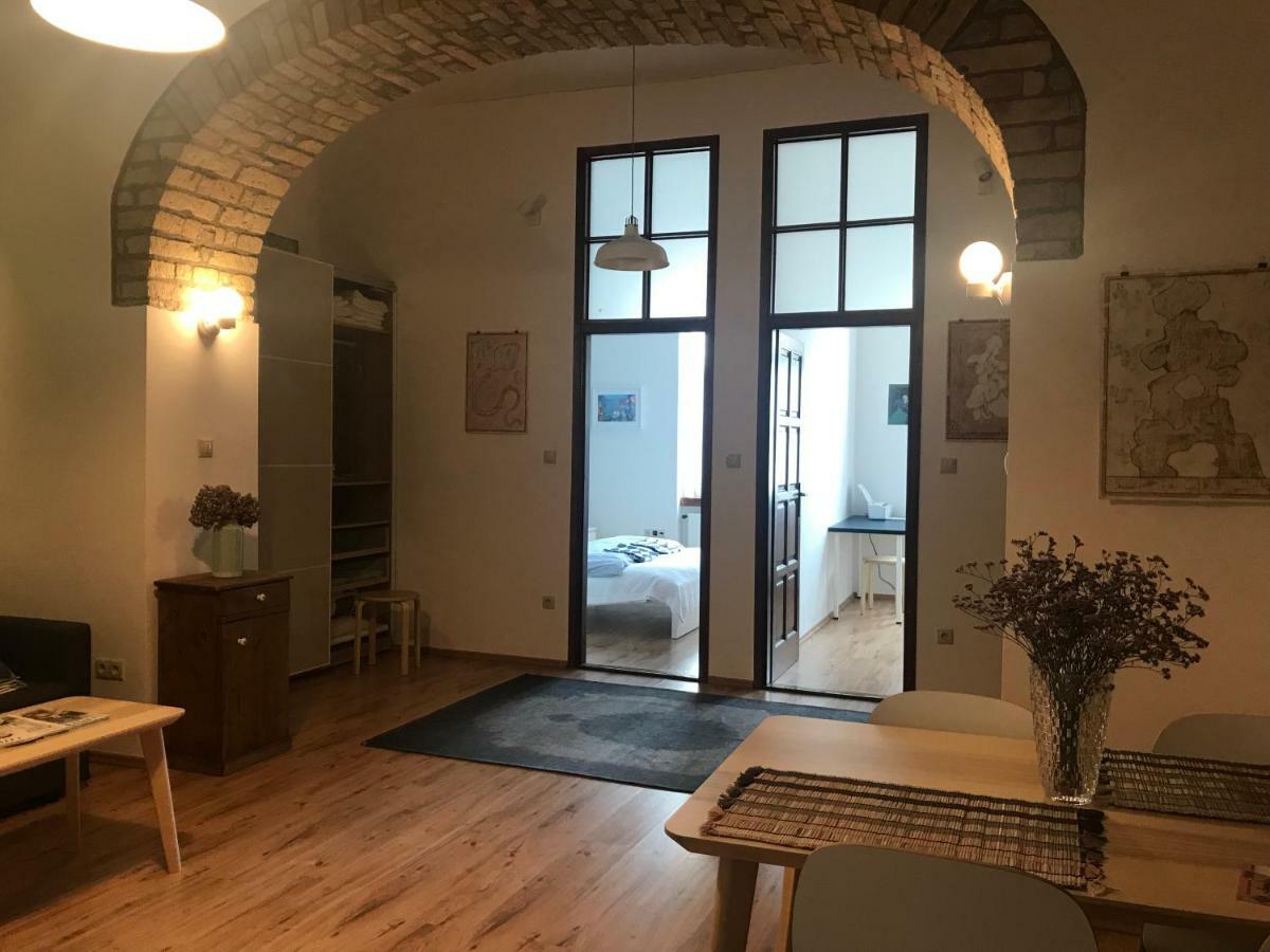 French Touch Apartment With Free Parking ブダペスト エクステリア 写真