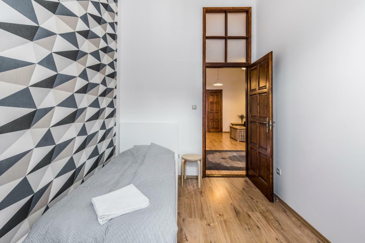 French Touch Apartment With Free Parking ブダペスト エクステリア 写真