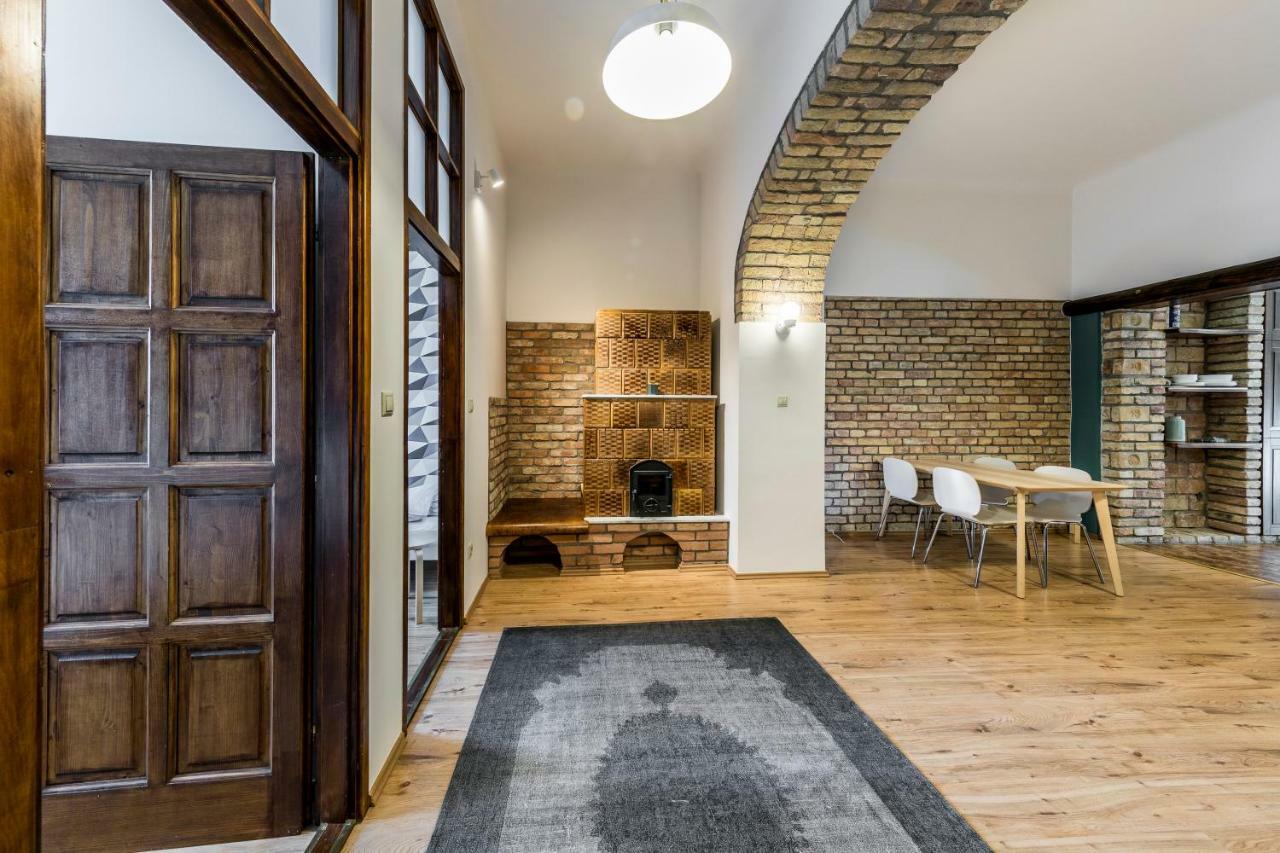French Touch Apartment With Free Parking ブダペスト エクステリア 写真